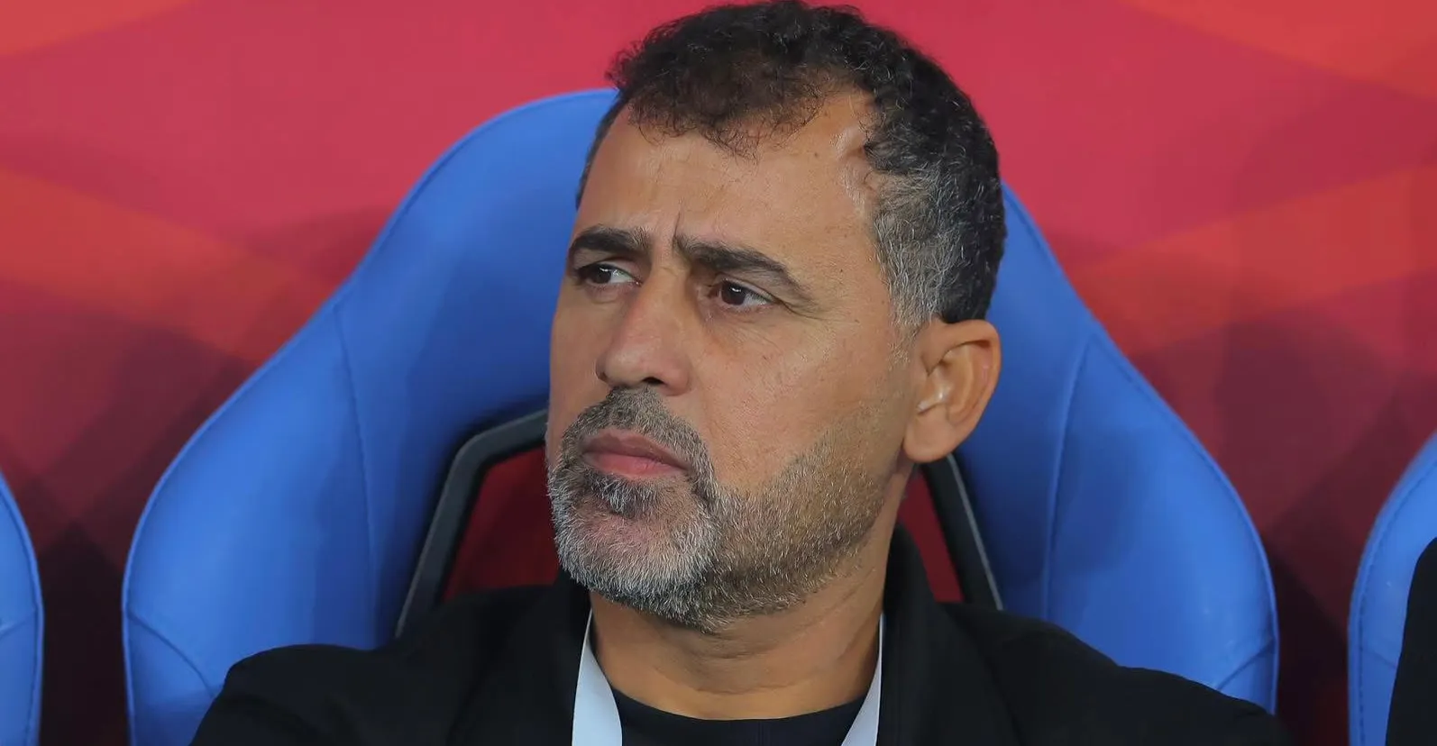 عماد محمد يستقيل من تدريب المنتخب الأولمبي العراقي بسبب التدخلات الفنية